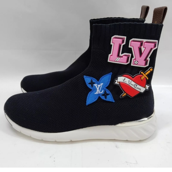 Louis Vuitton Sneakers  MONOGRAM  boots   Women 3548593 - Picture 8 of 9